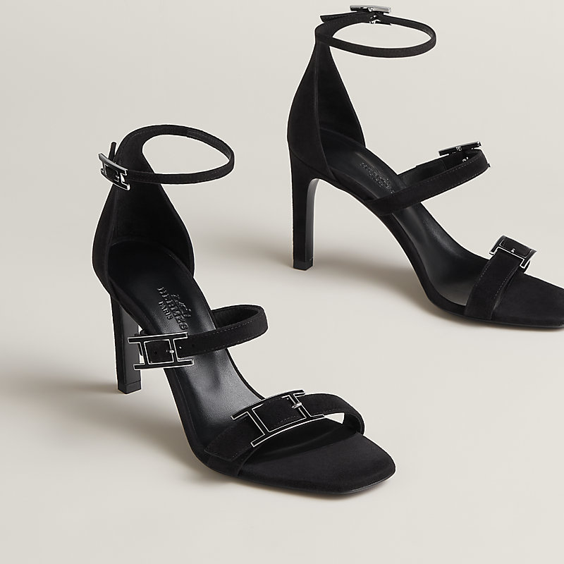 【HERMES】上品 ハピバックル ベルベット生地☆Liv 90 サンダル Liv 90 sandal | Hermès USA